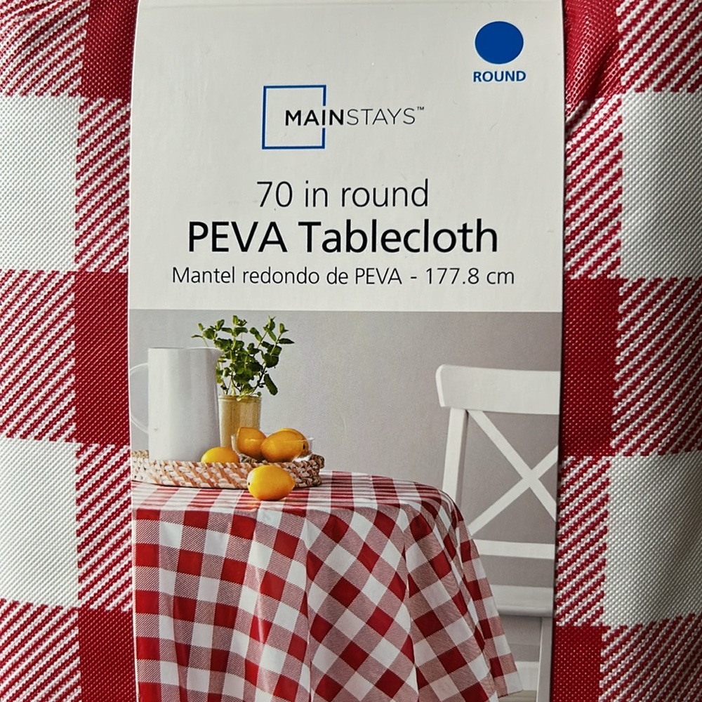 (8) Mainstay Tablecloth’s